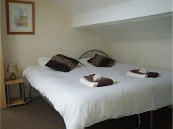 The Dragonfly Bed & Breakfast Blackpool 4*,